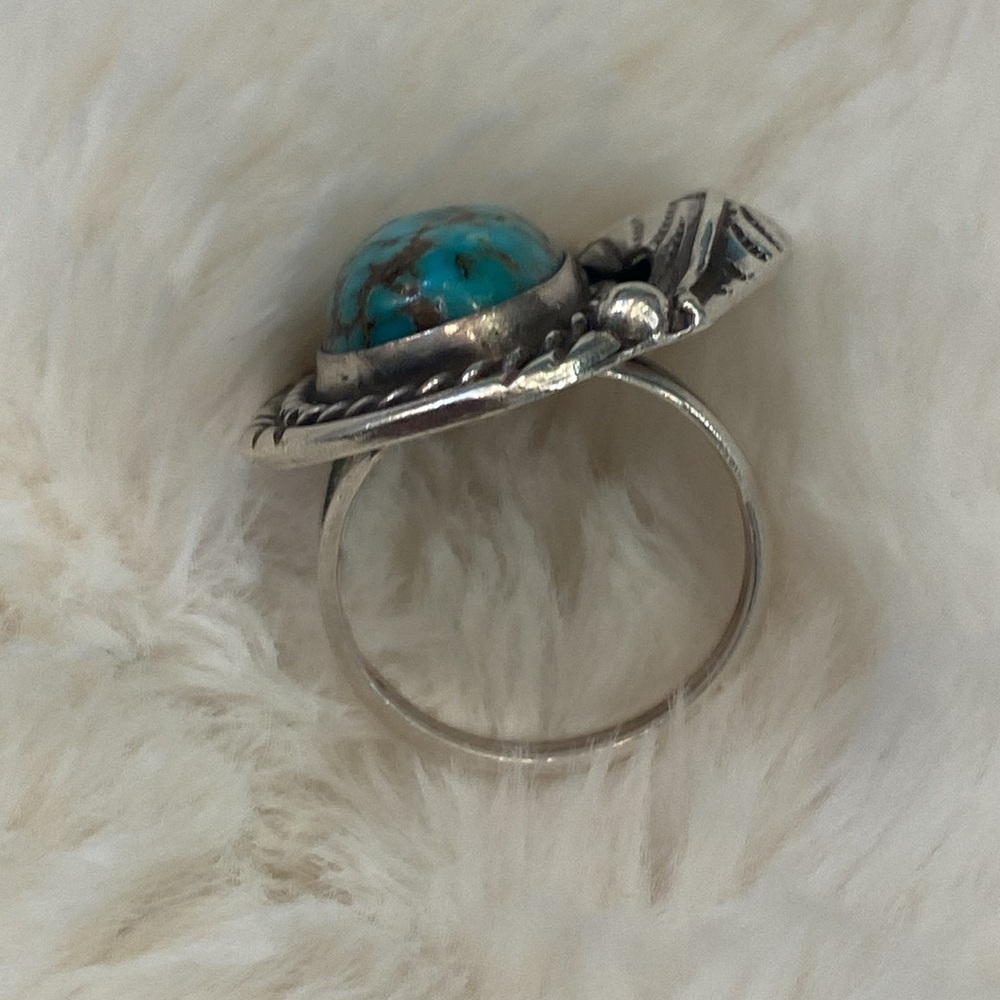 Turquoise Ring - Picture 4 of 7